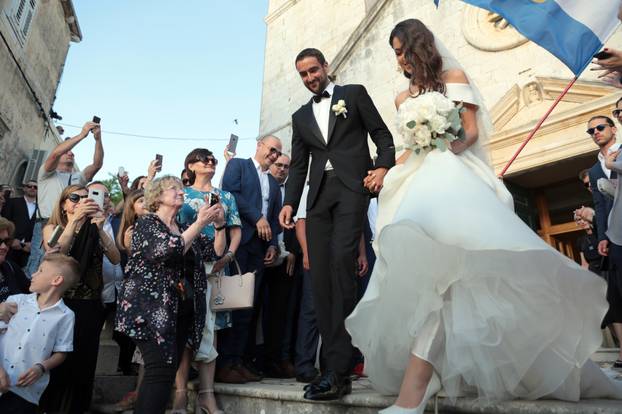 ARHIVA - 2018. Cavtat: Marin Čilić sa suprugom Kristinom izlazi iz crkve nakon vjenčanja