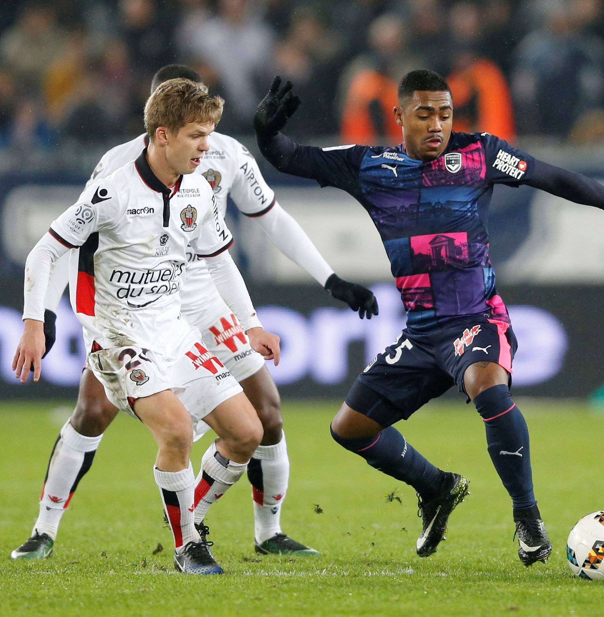 FILE PHOTO: Malcom of Girondins Bordeaux (C) in Ligue 1 action against Nice at Stade Matmut Atlantique, 21/12/2016