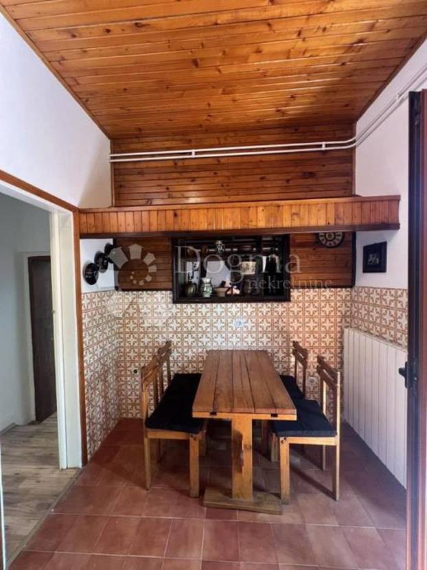 FOTO Kao iz starog romantičnog filma: Pogledajte ovu bajkovitu rustikalnu vilu u Labinu