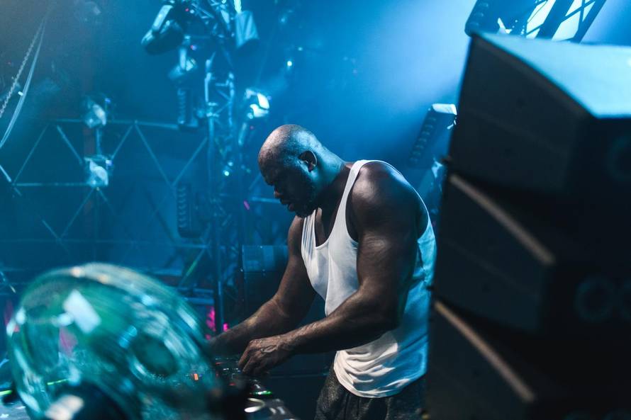 Shaquille O'Neal nastupao na Pow Wow festivalu na ZrÃ¦u