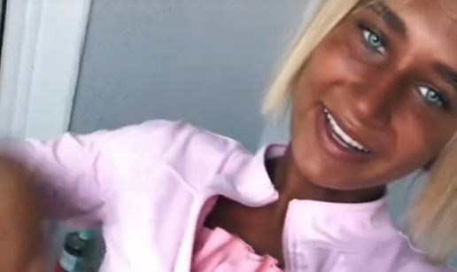 Ovisna o solariju - Megan zbog tena ide na solarij 4 puta tjedno