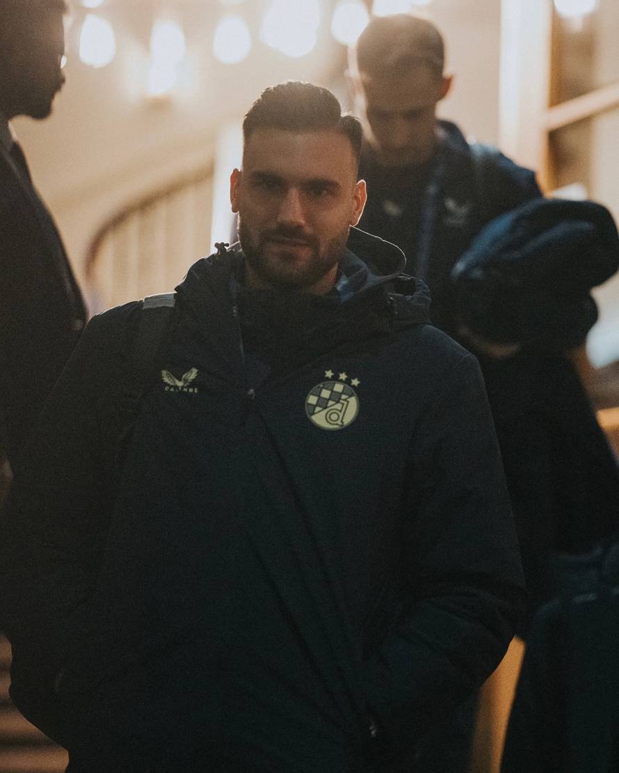 VIDEO Arsenal - Dinamo 3-0: Cannavaro izgubio u debiju, 'modri' ostali bez udarca u okvir