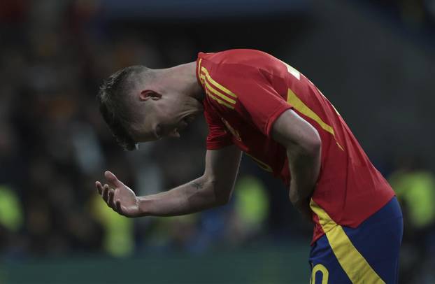 Spain draws Brazil 3-3 in a friendly match