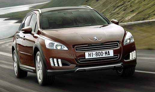 Peugeot 508 RXH opremljen je s elektro i dizelskim motorom