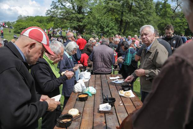 Tradicionalna podjela graha na Praznika rada u parku Maksimir