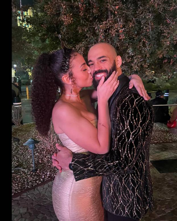 FOTO Ona je 'Bomba', doslovno. Nekad je najavljivala borbe pa promijenila posao. I voli kečera