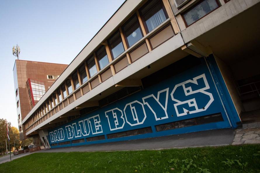 Zagreb: Murali i grafiti Bad Blue Boysa posvećeni Dinamu
