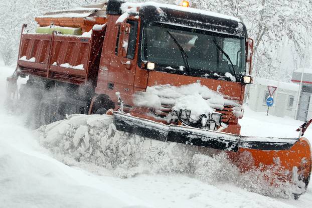 ARHIVA - Zagreb je 14. sije?nja 2013. bio zatrpan snijegom