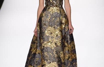 Otmjenost u zlatu i krznu stiže iz elegantne Badgley Mischke