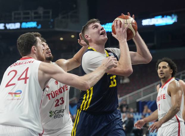 FIBA EuroBasket 2025 - Round of 16 - Turkey v Sweden