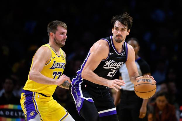 NBA: Preseason-Sacramento Kings at Los Angeles Lakers