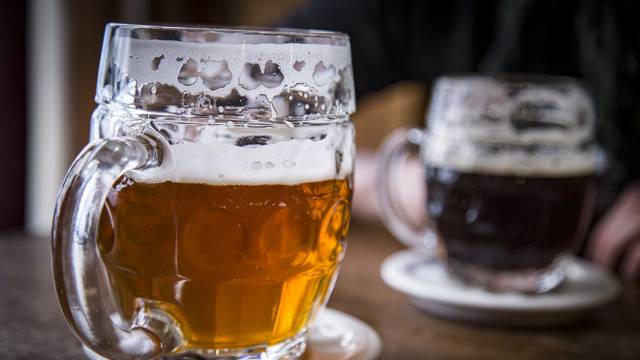 Žena ste i volite pivo? Jedna dnevno štiti i hidratizira kožu