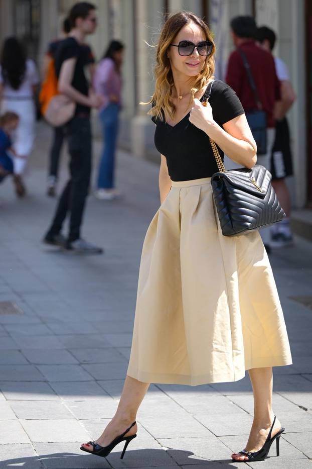 Zagreb: Josipa Pavičiž u šetnji tijekom subotnjeg dana