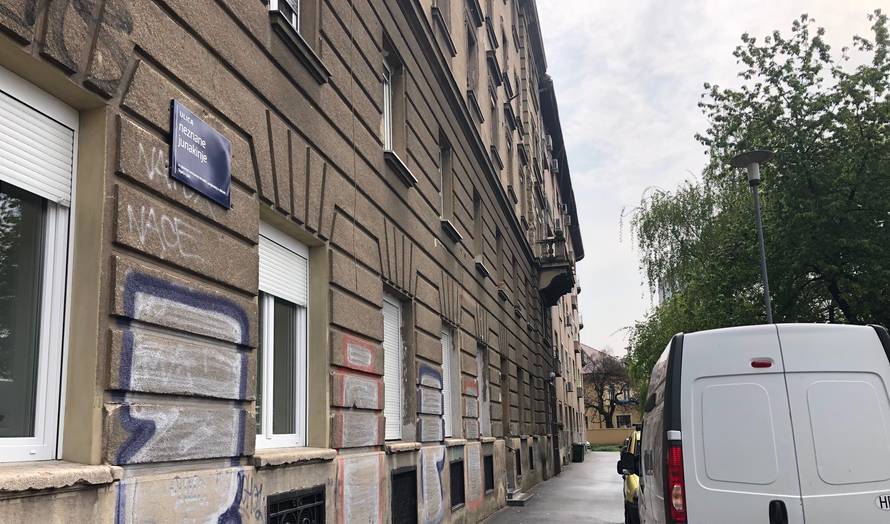 Pušio na prozoru? Mladić (20) pao s visine od deset metara!