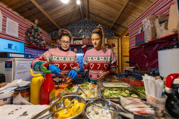 Svečano otvorenje osječkog Adventa