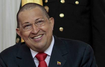 Chavez ide na Kubu na četvrtu i, nada se, zadnju kemoterapiju