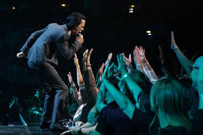 Nick Cave & The Bad Seeds stigli pred Zagrepčane! Pogledajte kakvu su atmosferu stvorili...