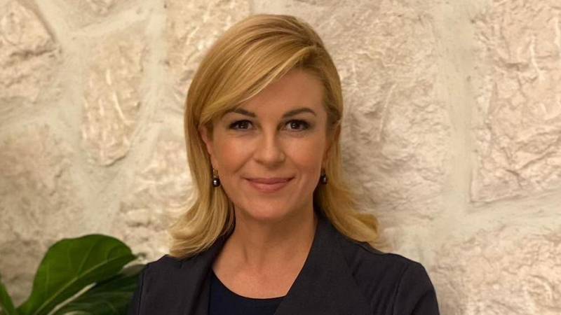 Kolinda se hvalila loptom, a svi su gledali u njenu nikad vitkiju figuru: Evo kako se mijenjala