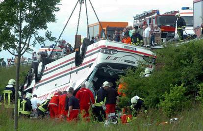 Strašna nesreća odnijela 13 života na autocesti