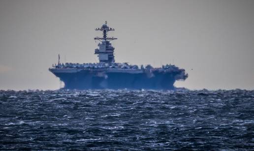FOTO Najmo&cacute;niji ameri&ccaron;ki ratni brod stigao u Split  dok Trump sipa &zcaron;u&ccaron; po NATO saveznicima