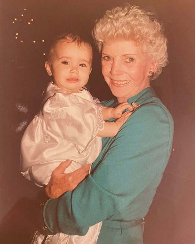 FOTO Fatalna crnka 'iz Pariza' danas slavi rođendan: Biste li ju prepoznali kao plavušu?