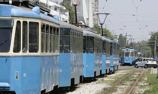 Zagreb: Vandali razbili staklo i ozlijedili putnika