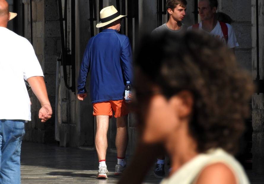 Ležeran par: Tommy Hilfiger i supruga guštaju u Dubrovniku