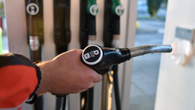 Nove oznake po EU standardima na benzinskim postajama