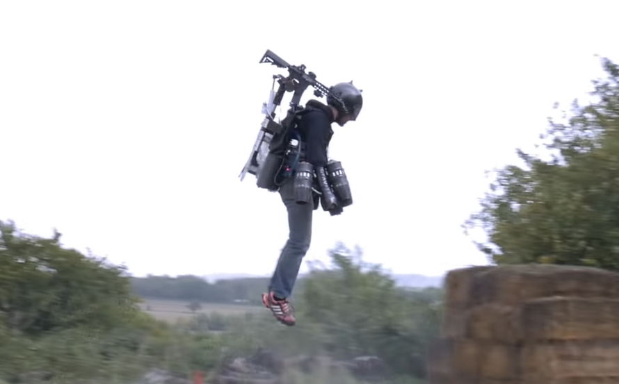 On je pravi Iron Man: Sa svojim odijelom može letjeti i pucati