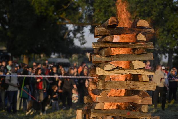 Zagreb: 11.Trnjanski kresovi