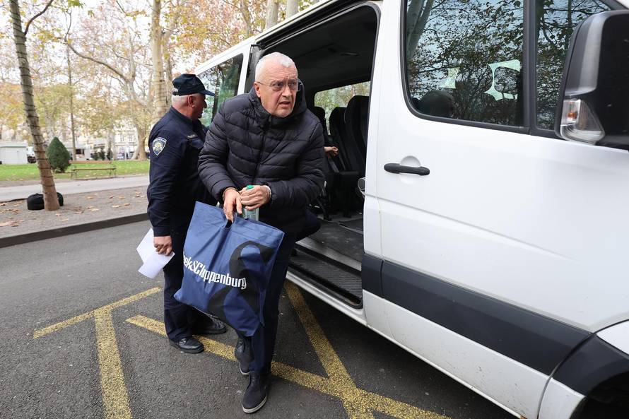 Zagreb: Odluka oko istražnog postupka Andriji Mikuliću na Županijskom sudu