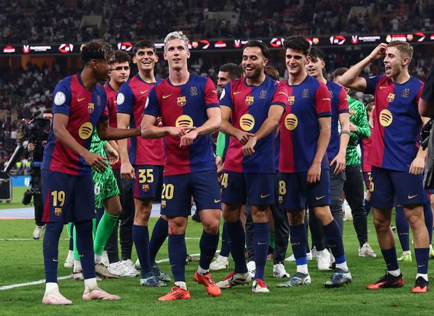 Spanish Super Cup - Final - FC Barcelona v Real Madrid