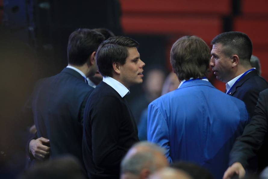 Merkel i Weber: 'Nacionalizam je neprijatelj, želi uništiti EU'