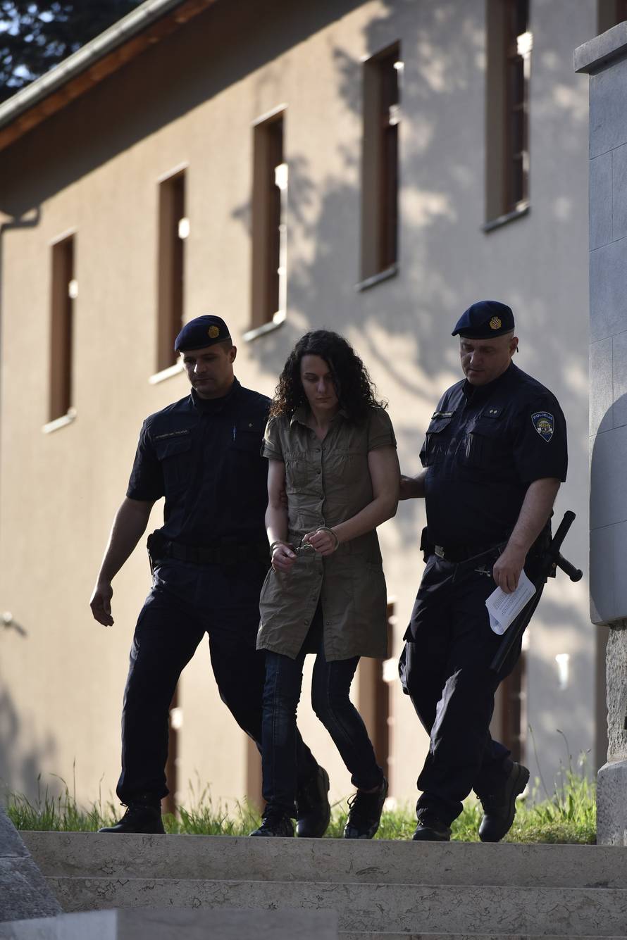 Baki i stricu ne žele dati tijelo dječaka (3): Traže potpis majke