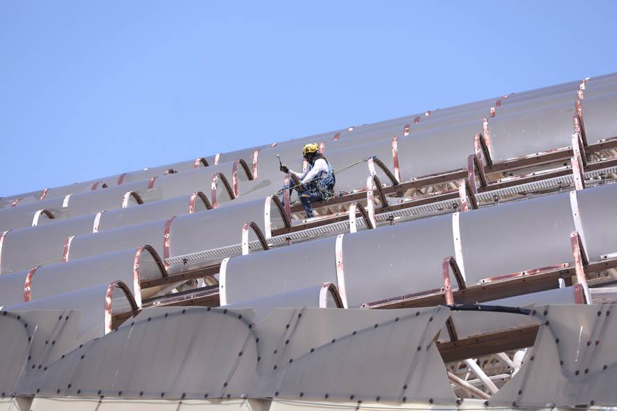 Split: Uklanjanje opasnih dijelova krova stadiona Poljud