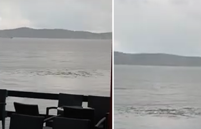 VIDEO More na poznatoj zadarskoj plaži 'proključalo'