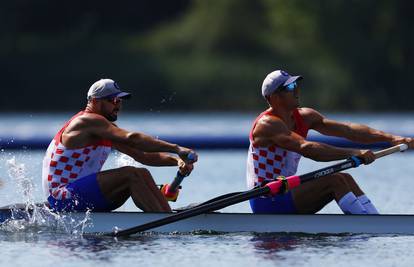 Sjajni Sinkovići rasturili svjetske prvake i izborili finale veslanja