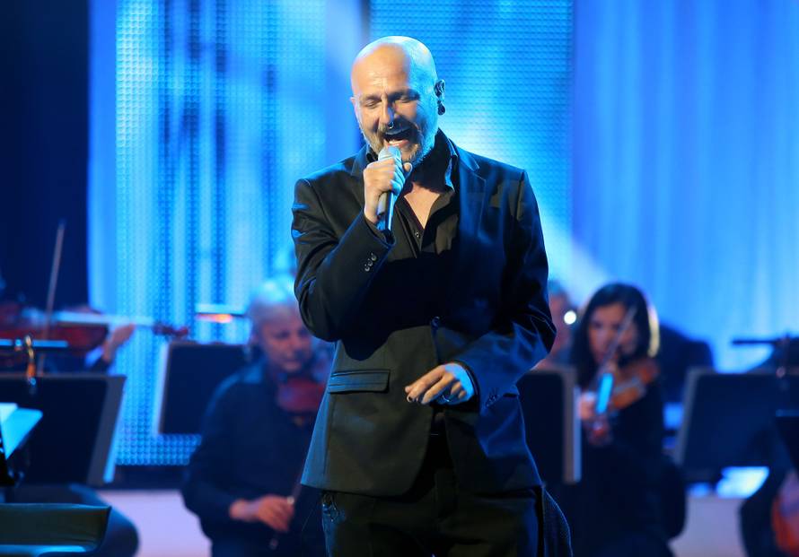 Slavlje u obitelji: Pjevač Damir Urban dobio je treće dijete...