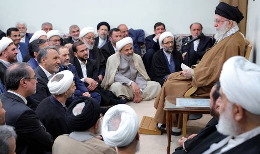Khamenei: Nismo pretjerano optimistični ni pesimistični u pogledu nuklearnih pregovora