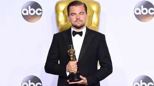Neviđene ovacije: Pogledajte kako je Leo primio svog Oscara