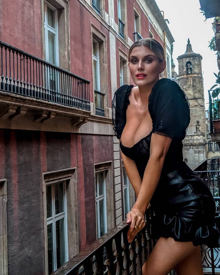 'Zbog velikih grudi sam im bila nemoralna pa su me kažnjavali'