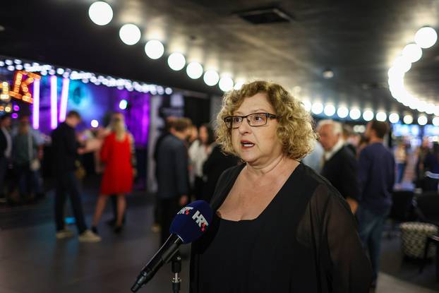 Zagreb: Premijera nove HRT-ove humoristično-dramske serije "Blaž među ženama"