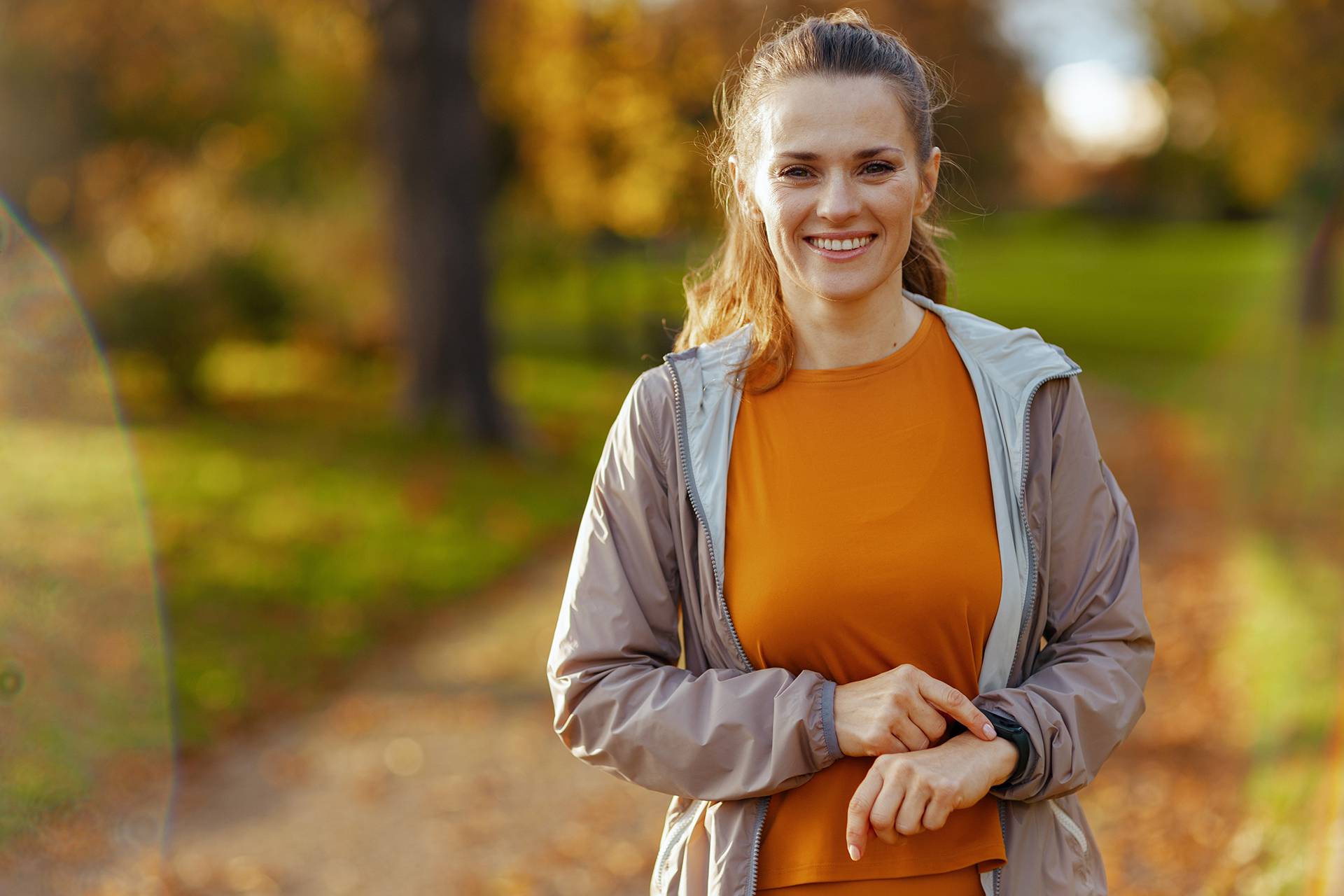 Hello,Autumn.,Portrait,Of,Happy,Fit,Woman,In,Fitness,Clothes