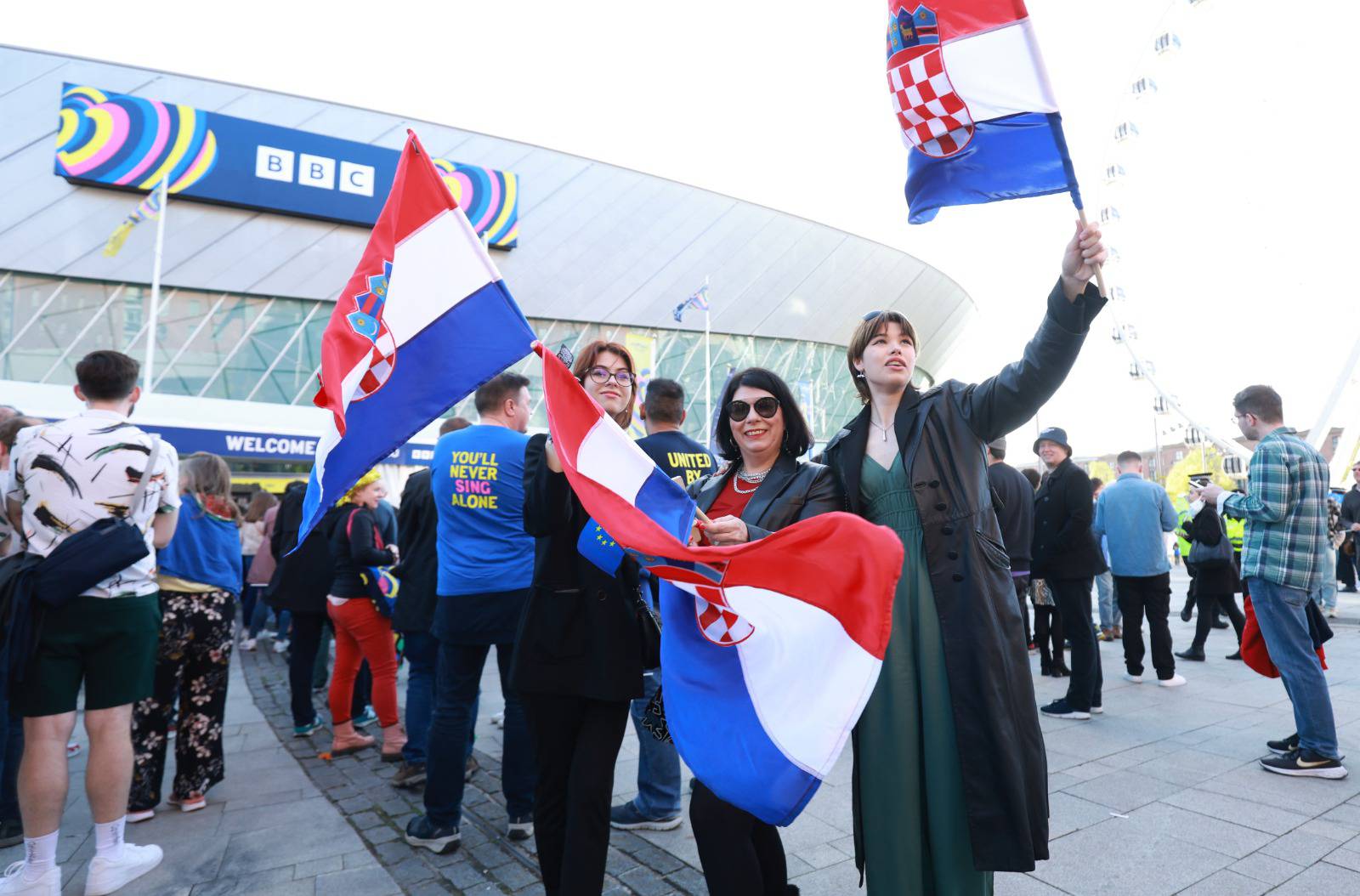 Susjeda o Prljinom braku: 'Vrlo je romantičan, kćeri su divno odgojene, odnos za poželjeti...'