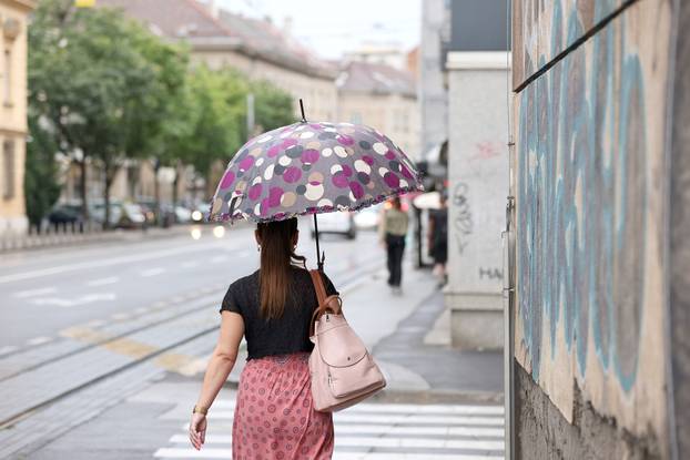 Zagreb: Stigla promjena vremena, moguća kiša i pljuskovi