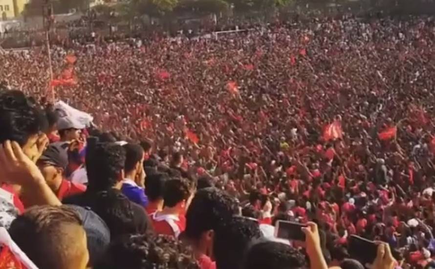 Čudesne slike iz Egipta: Tisuće navijača prekinulo im trening