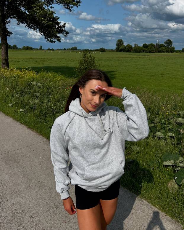 FOTO Jutta u reprezentaciji ima veliku konkurenciju! Femke Kok parira na utrkama i u tangicama