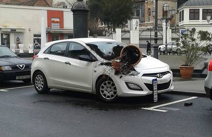 U Zagrebu istresao zemlju na auto s beogradskim tablicama