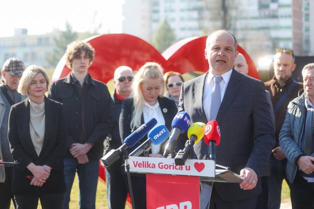 Velika Gorica: Predstavljanje Ivane Mlinar, zajedničke kandidatkinje SDP-a i Možemo! za gradonačelnicu Velike Gorice