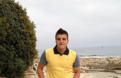 Roditelji traže pomoć: Mladić nestao u Slatini u srijedu ujutro